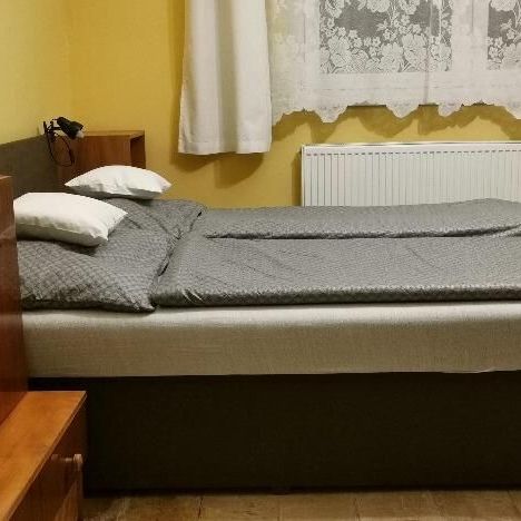 Apartament cu duș cu bucătărie proprie cu 1 camera pentru 2 pers.