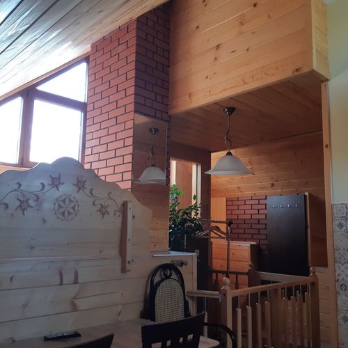 Apartament 3-osobowy na poddaszu z aneksem kuchennym z 1 pomieszczeniem sypialnianym