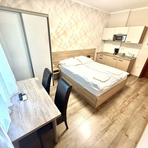 Apartament superior la parter cu 1 camera pentru 2 pers.