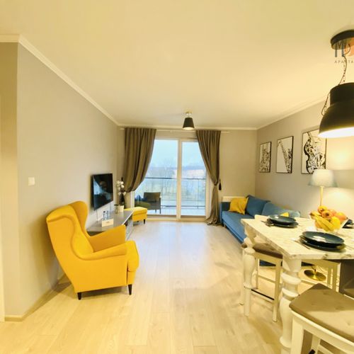Apartament 4-osobowy Deluxe z balkonem z 2 pomieszczeniami sypialnianymi (możliwa dostawka)