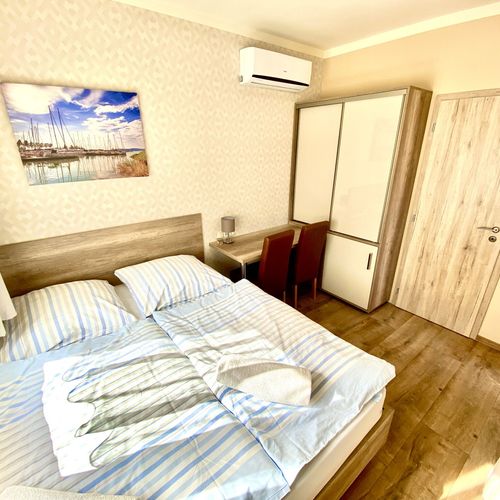 Apartament confort la parter cu 1 camera pentru 2 pers.