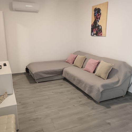 Apartman s balkónem pro 4 os. se 2 ložnicemi na poschodí