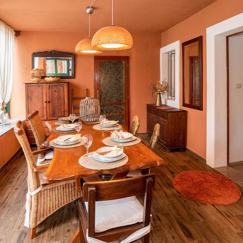 Apartament pentru 4 pers. (se inchirieaza doar integral)