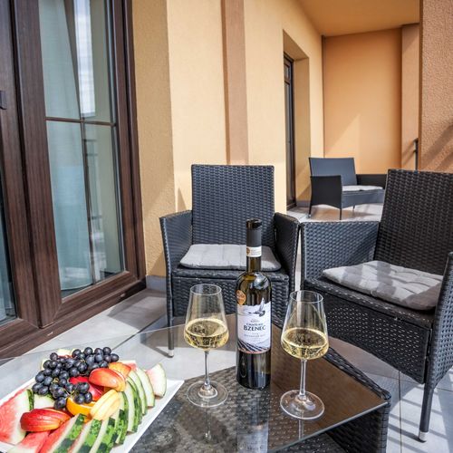 Pokój 2-osobowy z tarasem (możliwa dostawka)