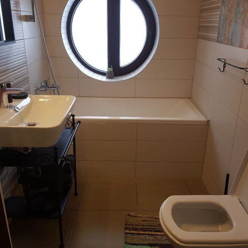 Camera dubla la etaj cu balcon