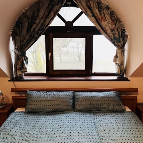 Apartament întreaga unitate cu vedere spre lac cu 3 camere pentru 8 pers.