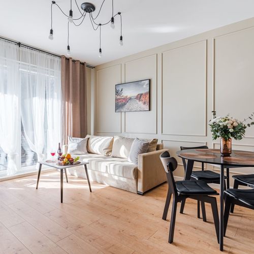 Apartament 4-osobowy na piętrze Gold z 2 pomieszczeniami sypialnianymi