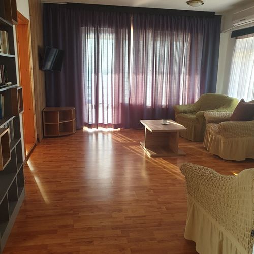 Apartament 6-osobowy Family z widokiem na jezioro z 3 pomieszczeniami sypialnianymi