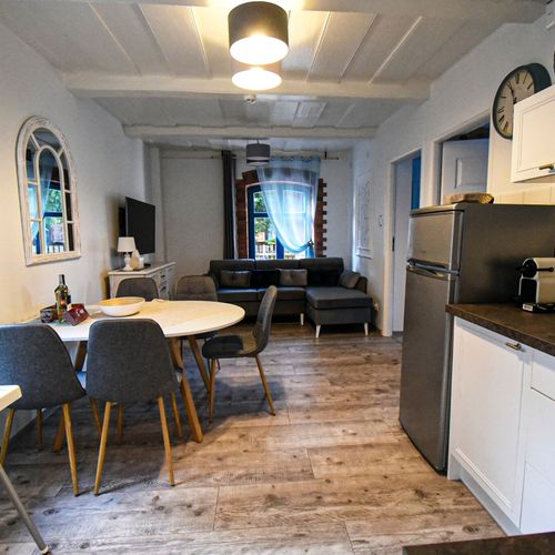 Apartament la parter pentru 6 pers. (se inchirieaza doar integral)
