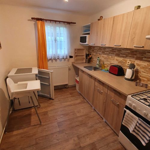 Apartman se sprchou s vlastní kuchyňkou pro 4 os.