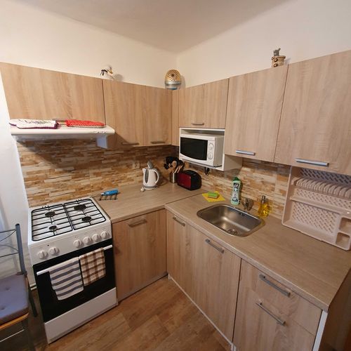 Apartman se sprchou s vlastní kuchyňkou pro 8 os.