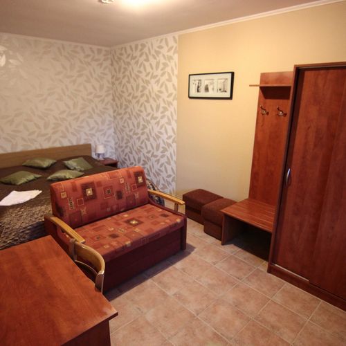 Apartament cu duș cu chicinetă proprie pentru 4 pers. (se poate solicita pat suplimentar)