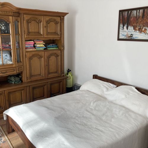 Apartament la parter cu vedere spre pădure cu 1 camera pentru 2 pers.