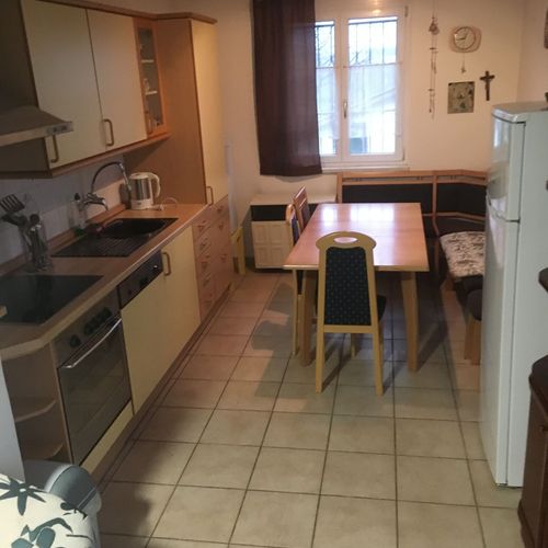 Apartament premium întreaga unitate cu 4 camere pentru 10 pers.