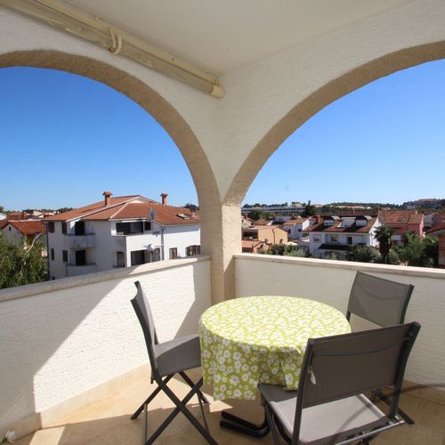 Apartament cu balcon cu aer condiționat cu 1 camera pentru 2 pers.