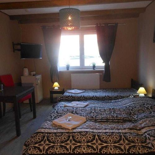 Pokój 3-osobowy Standard z prysznicem