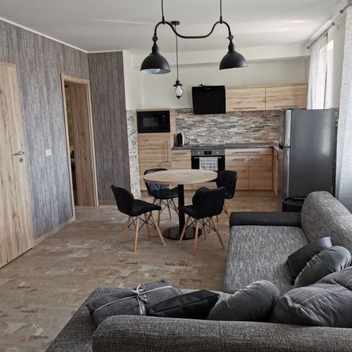 Apartament 4-osobowy na parterze Standard z 2 pomieszczeniami sypialnianymi