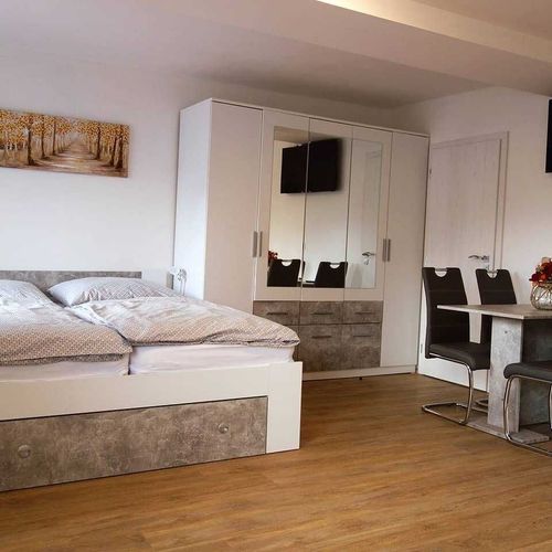 Apartament cu duș cu bucătărie proprie pentru 4 pers.