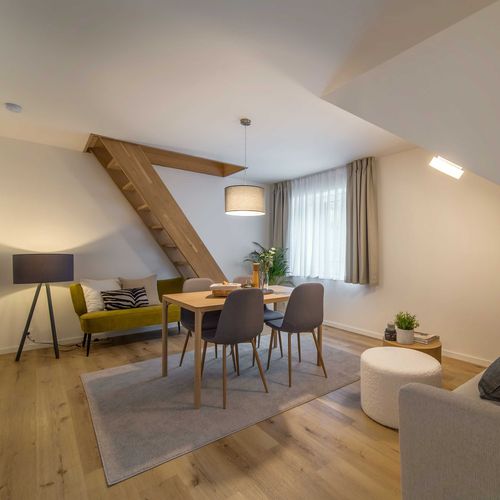 Apartman se sprchou s privátní koupelnou mimo apartmán pro 3 os. (s možností přistýlky)