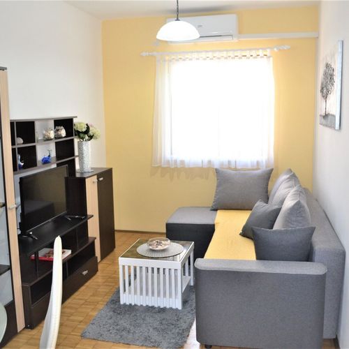 Apartament standard cu terasă cu 2 camere pentru 3 pers.