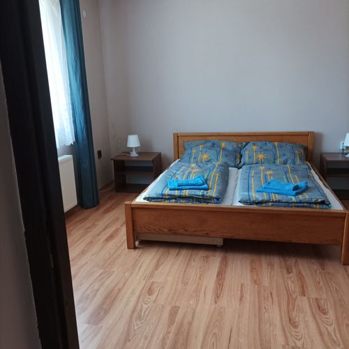 Casă de vacanță family întreaga unitate pentru 6 pers. (se inchirieaza doar integral)