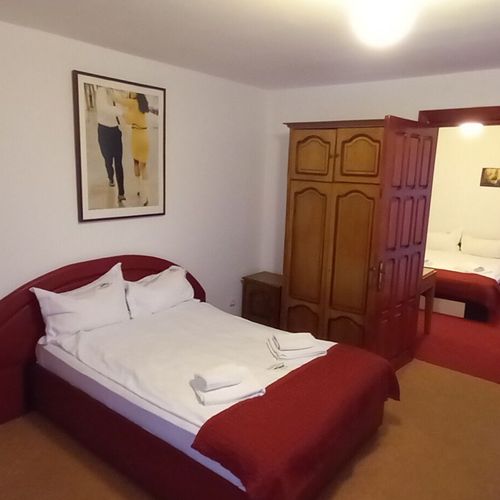 Apartament standard cu balcon cu 1 camera pentru 2 pers. (se poate solicita pat suplimentar)