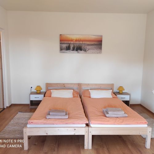 Apartament 2-osobowy na piętrze tV z płaskim ekranem z 1 pomieszczeniem sypialnianym (możliwa dostawka)