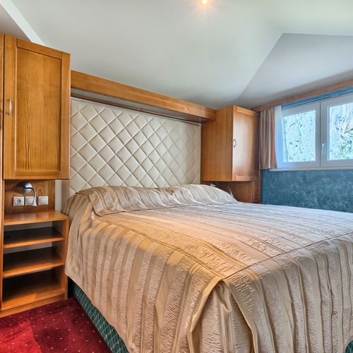 Rezydencja pokój 3-osobowy z widokiem na rzekę z widokiem na góry z 2 pomieszczeniami sypialnianymi