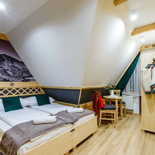Deluxe Pokoj s manželskou postelí v podkroví