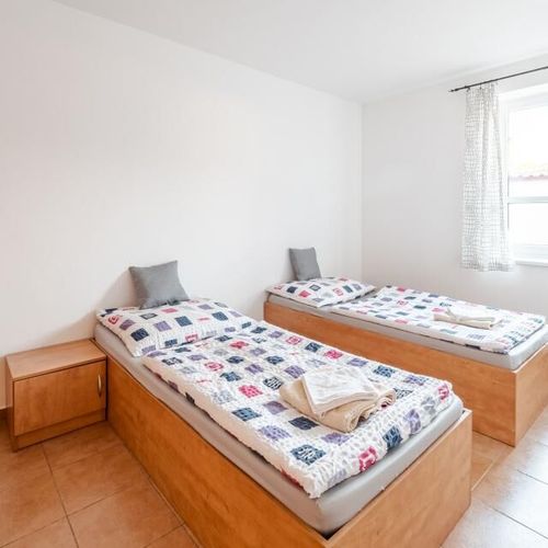 Apartament 5-osobowy z prysznicem z własną kuchnią