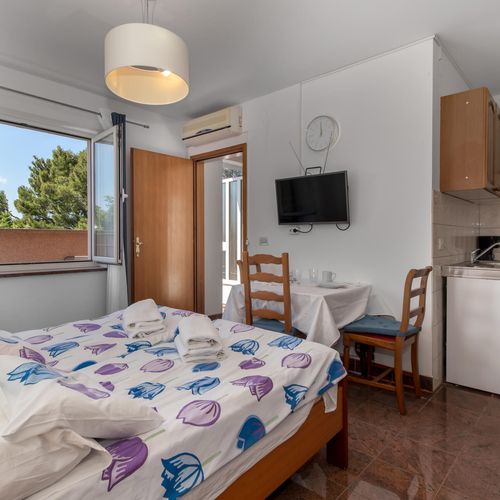 Apartament pentru 4 pers. (se inchirieaza doar integral)