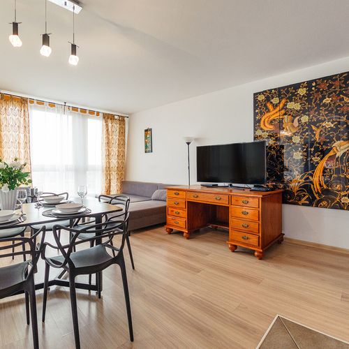 Apartament 8-osobowy z 4 pomieszczeniami sypialnianymi