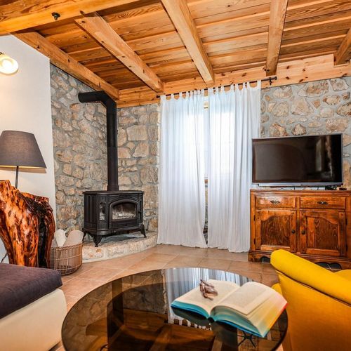 Casă de vacanță pentru 8 pers. (se inchirieaza doar integral)