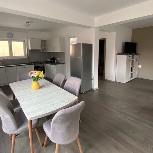 Apartament cu 4 camere pentru 8 pers. (se poate solicita pat suplimentar)