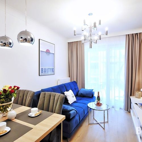 Apartament 4-osobowy pokój od strony basenu z 2 pomieszczeniami sypialnianymi