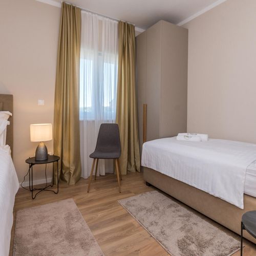 Casă de vară pentru 8 pers. (se inchirieaza doar integral)