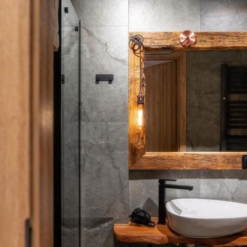 Apartament 5-osobowy z 2 pomieszczeniami sypialnianymi