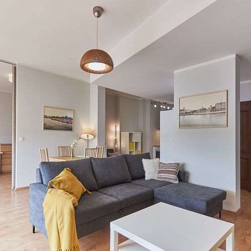 Apartament 5-osobowy z klimatyzacją z widokiem na rzekę z 2 pomieszczeniami sypialnianymi