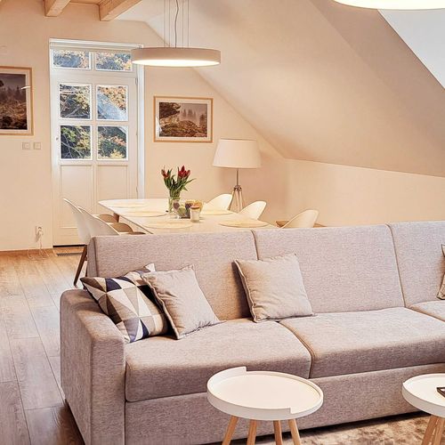 Superior Apartman s balkónem pro 8 os. se 4 ložnicemi