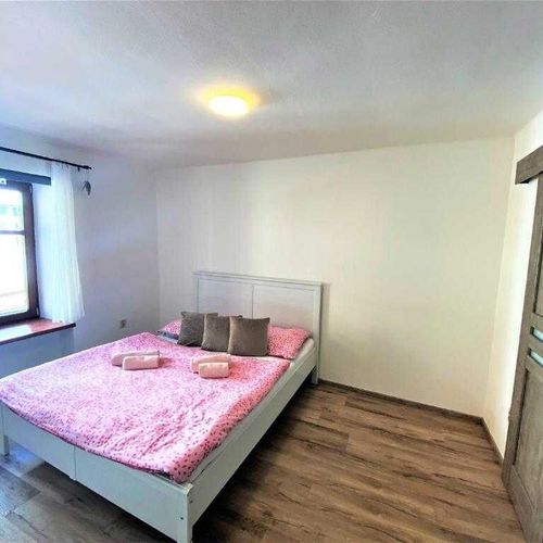 Apartament cu duș cu 1 camera pentru 2 pers. (se poate solicita pat suplimentar)