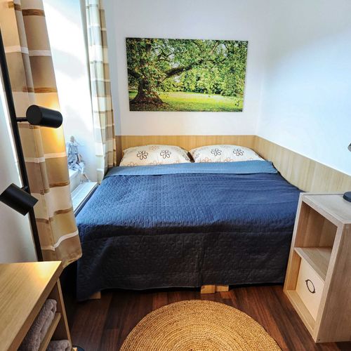 Apartman se sprchou s vlastní kuchyňkou pro 10 os.