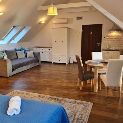 Studio Apartman pro 4 os. s 1 ložnicí na poschodí