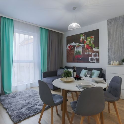 Apartament 4-osobowy na piętrze Silver z 2 pomieszczeniami sypialnianymi