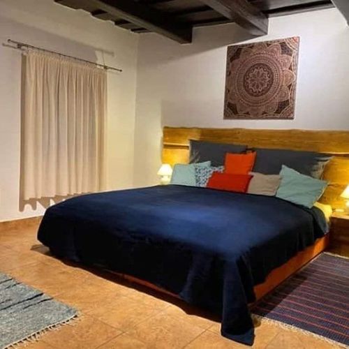 Apartament confort cu vedere spre grădină pentru 2 pers. (se inchirieaza doar integral) (se poate solicita pat suplimentar)