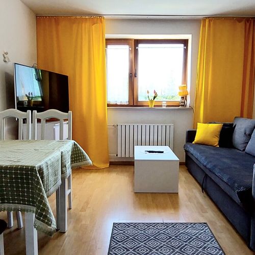 Apartament 4-osobowy na piętrze z widokiem na góry z 2 pomieszczeniami sypialnianymi