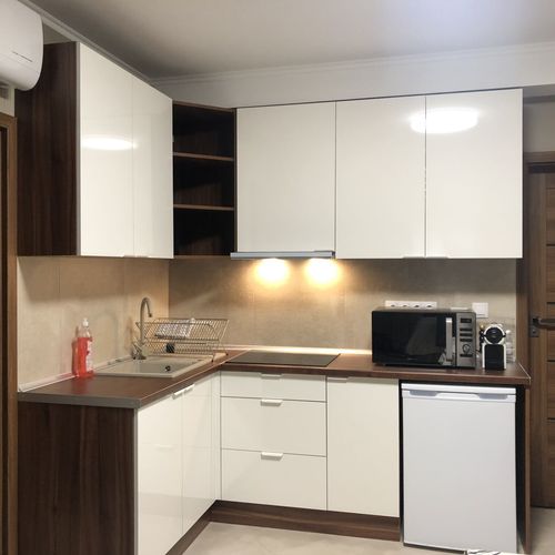 Apartament la etaj cu aer condiționat cu 2 camere pentru 6 pers.