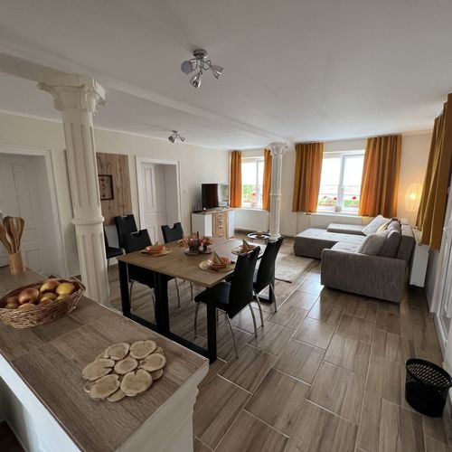 Apartament 8-osobowy Przyjazny podróżom rodzinnym z własną kuchnią z 2 pomieszczeniami sypialnianymi