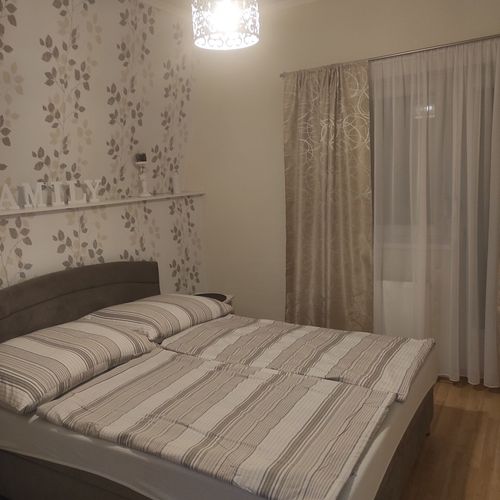Apartament family la etaj cu 3 camere pentru 6 pers.