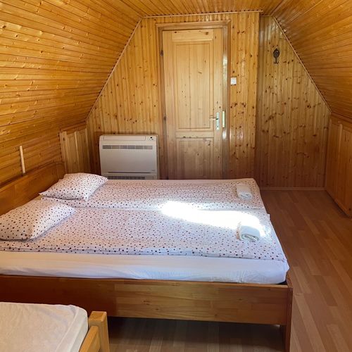 Domek letniskowy 11-osobowy cały dom z widokiem na rzekę