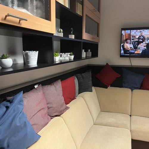 Apartament superior la parter cu 1 camera pentru 3 pers.